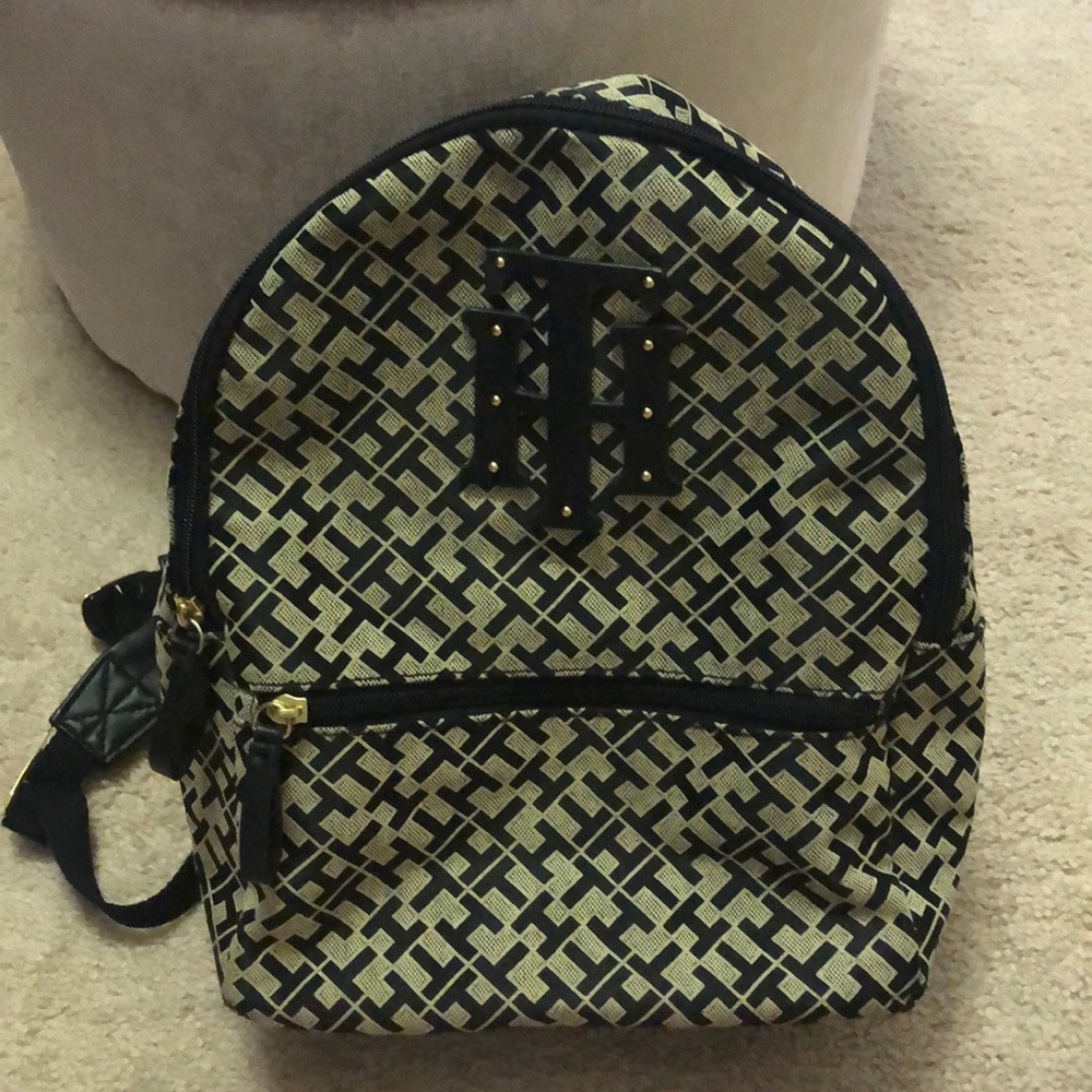 Tommy Hilfiger Medium Backpack